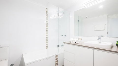 Currumbin Sands On The Beach - Kempsey Accommodation 35