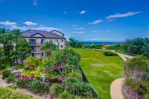 Currumbin Sands On The Beach - Kempsey Accommodation 0