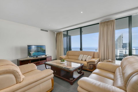 Circle On Cavill, Apartments And Sub Penthouses - We Accommodate - Kempsey Accommodation 1
