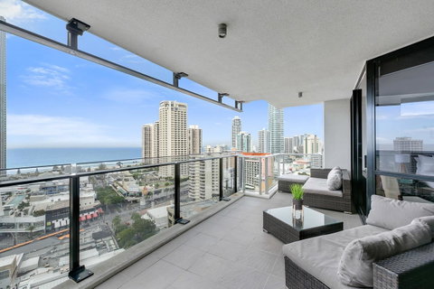 Circle On Cavill, Apartments And Sub Penthouses - We Accommodate - Kempsey Accommodation 22