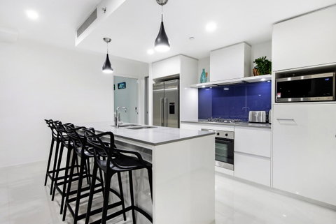 Circle On Cavill, Apartments And Sub Penthouses - We Accommodate - Kempsey Accommodation 33