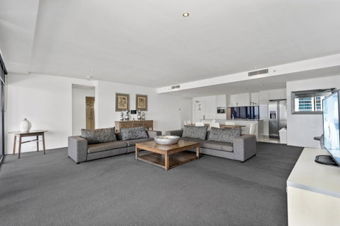 Circle On Cavill, Apartments And Sub Penthouses - We Accommodate - Kempsey Accommodation 19