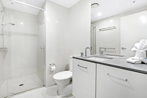 Circle On Cavill, Apartments And Sub Penthouses - We Accommodate - Kempsey Accommodation 38