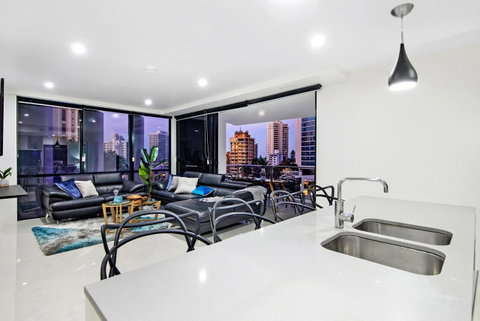Circle On Cavill, Apartments And Sub Penthouses - We Accommodate - Kempsey Accommodation 37