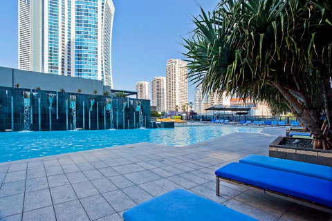 Circle On Cavill, Apartments And Sub Penthouses - We Accommodate - Kempsey Accommodation 0