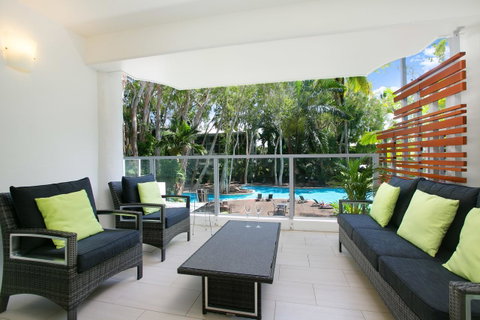 Palm Cove Beach Apartment - Kempsey Accommodation 2