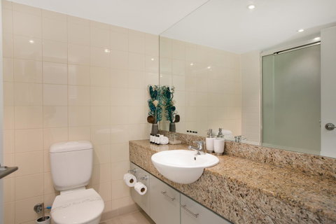 Palm Cove Beach Apartment - Kempsey Accommodation 12