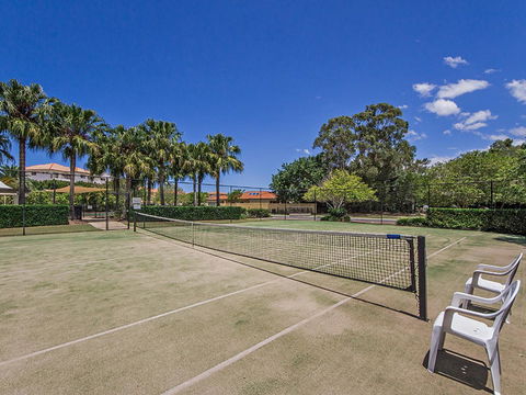 Waterfront Resort Villa With Buggy - Kempsey Accommodation 18