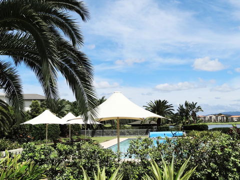 Waterfront Resort Villa With Buggy - Kempsey Accommodation 22