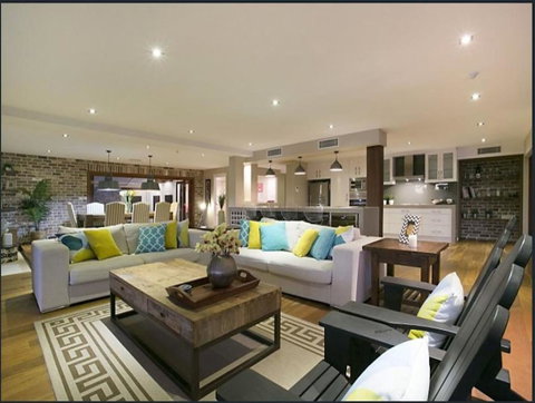 Riverfront Dream - Kempsey Accommodation 3