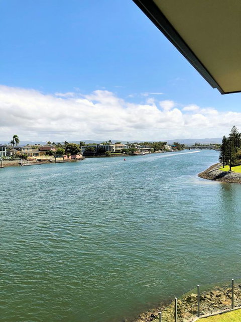 Riverfront Dream - Kempsey Accommodation 1