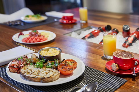Hilton Brisbane - Kempsey Accommodation 12