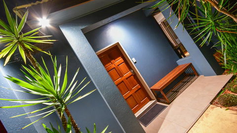 Blue Summit Hideaway - Kempsey Accommodation 14