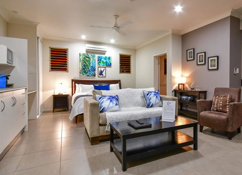 Blue Summit Hideaway - Kempsey Accommodation 9