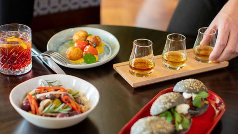 InterContinental Sanctuary Cove Resort, An IHG Hotel - Kempsey Accommodation 27