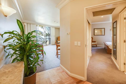 InterContinental Sanctuary Cove Resort, An IHG Hotel - Kempsey Accommodation 21