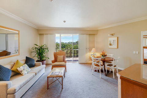InterContinental Sanctuary Cove Resort, An IHG Hotel - Kempsey Accommodation 13