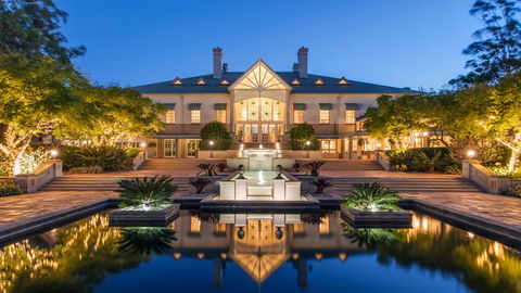 InterContinental Sanctuary Cove Resort, An IHG Hotel - Kempsey Accommodation 0