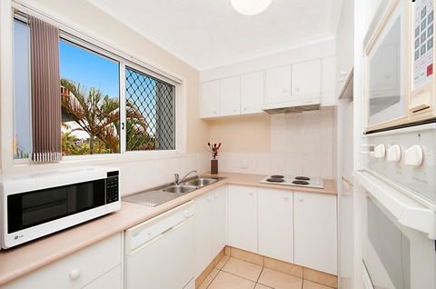 Champelli Palms Apartments - Kempsey Accommodation 11
