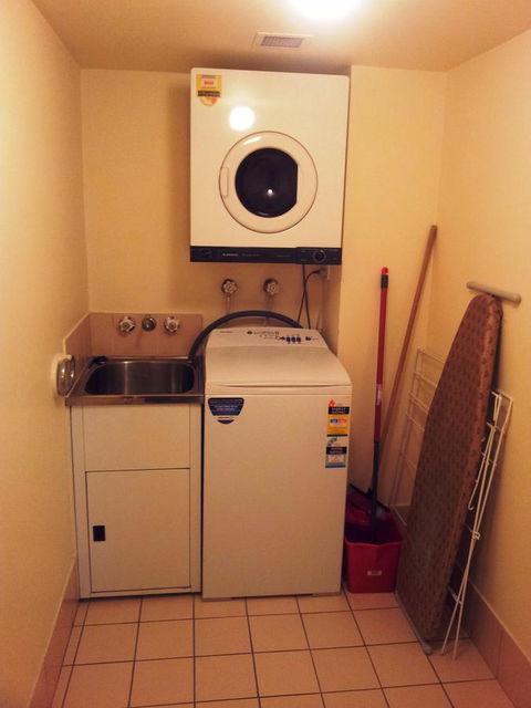 Champelli Palms Apartments - Kempsey Accommodation 17