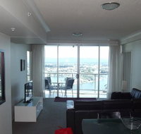 Private 2 Bedroom Apartment  Chevron Towers - Kempsey Accommodation