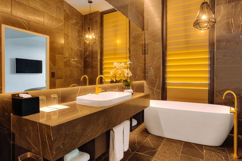 Eatons Hill Hotel - Kempsey Accommodation 14