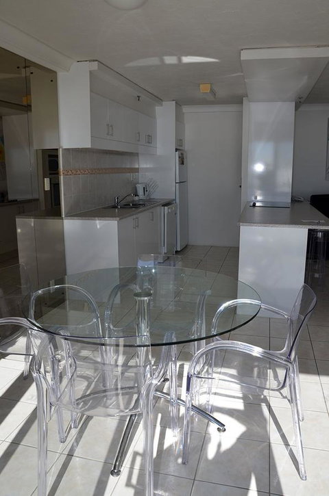Zenith Ocean Front Apartments - Kempsey Accommodation 43