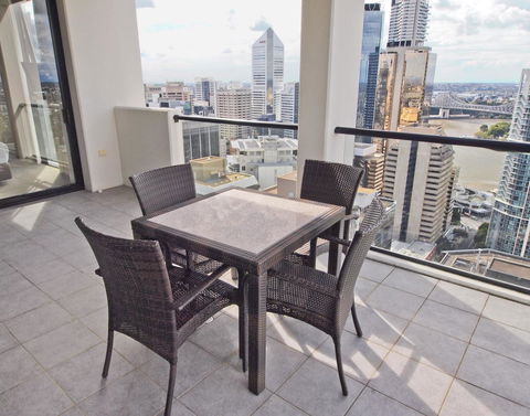 Oaks Brisbane River City Suites - Kempsey Accommodation 7