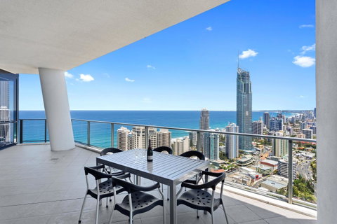 Holiday Holiday Circle On Cavill Apartments - Kempsey Accommodation 5