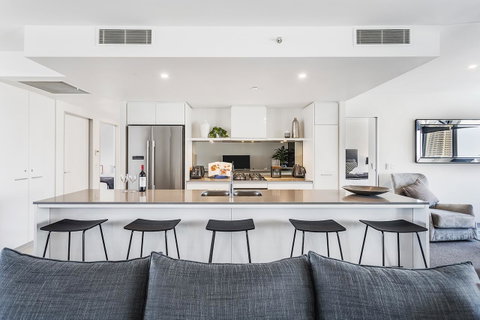 Holiday Holiday Circle On Cavill Apartments - Kempsey Accommodation 9