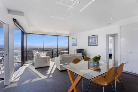 Holiday Holiday Circle On Cavill Apartments - Kempsey Accommodation 21