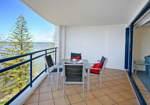 Just Perfect Apartment With Ocean Views - Kempsey Accommodation 1