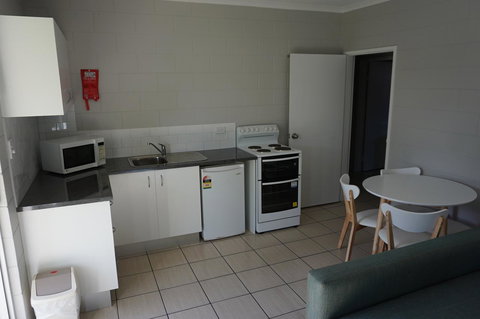 YAL Cairns - A Motel That Makes A Difference - Kempsey Accommodation 26
