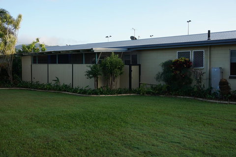 YAL Cairns - A Motel That Makes A Difference - Kempsey Accommodation 44