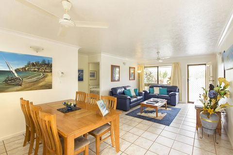 Marcol Place Holiday Apartments - Kempsey Accommodation 12