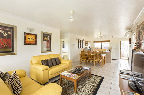 Marcol Place Holiday Apartments - Kempsey Accommodation 6