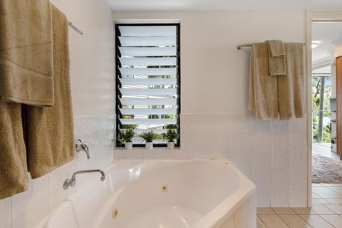 Oasis Apartments On Hamilton Island By HIHA - Kempsey Accommodation 15
