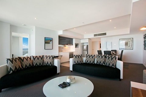 Number 1 H Residences - WiFi, Parking & More By Gold Coast Holidays - Kempsey Accommodation 11