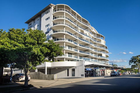 Pandanus Mooloolaba - Kempsey Accommodation 1