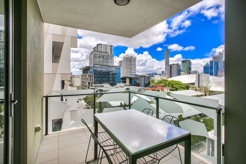 Vine Apartments South Brisbane - Kempsey Accommodation 3