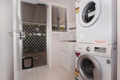 6 Botany Court Marcoola Beach - Pet Friendly 500 Bond - Kempsey Accommodation 4