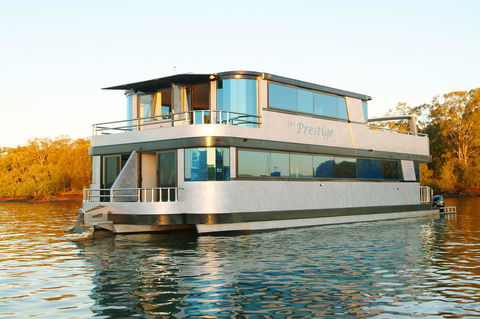 Coomera Houseboats - Kempsey Accommodation 0