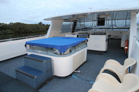 Coomera Houseboats - Kempsey Accommodation 24