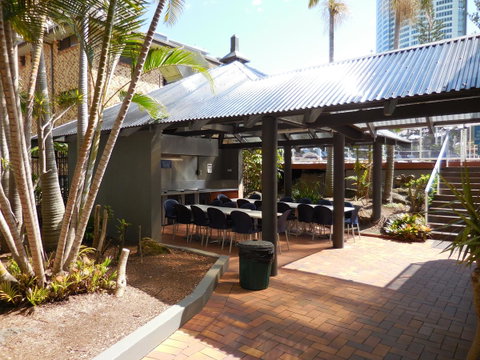 Surfers Century Oceanside Apartments - Kempsey Accommodation 30