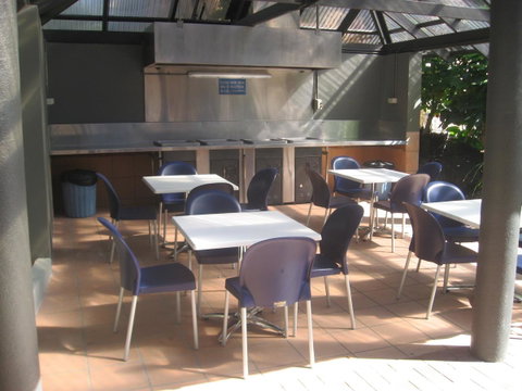 Surfers Century Oceanside Apartments - Kempsey Accommodation 36