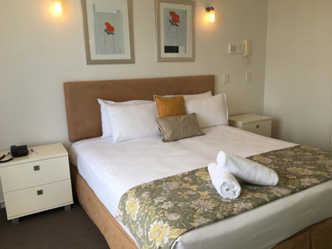 Surfers Century Oceanside Apartments - Kempsey Accommodation 19