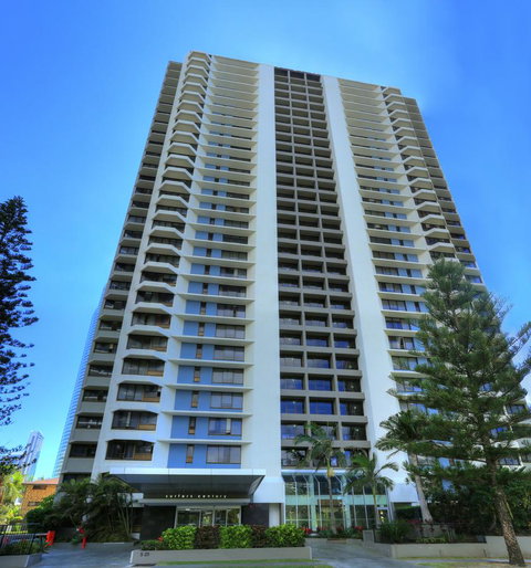 Surfers Century Oceanside Apartments - Kempsey Accommodation 15