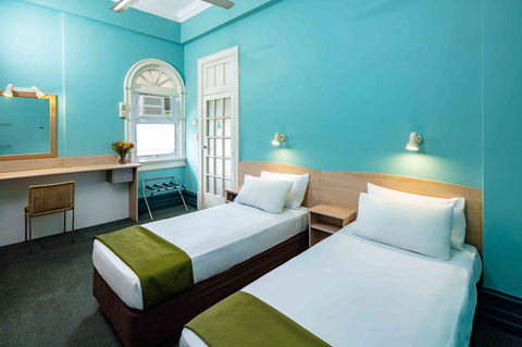 Hides Hotel - Kempsey Accommodation 18