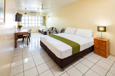 Hides Hotel - Kempsey Accommodation 13