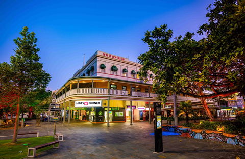 Hides Hotel - Kempsey Accommodation 23